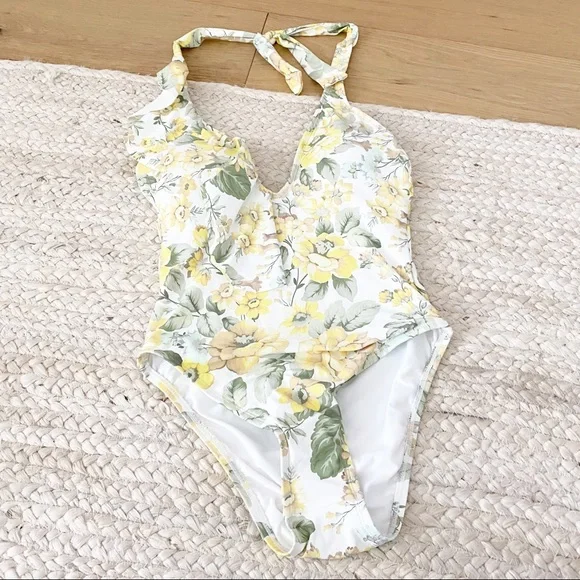 NWT Antonio Melani Floral Ruffle Halter One Piece Swimsuit - Picture 2 of 6